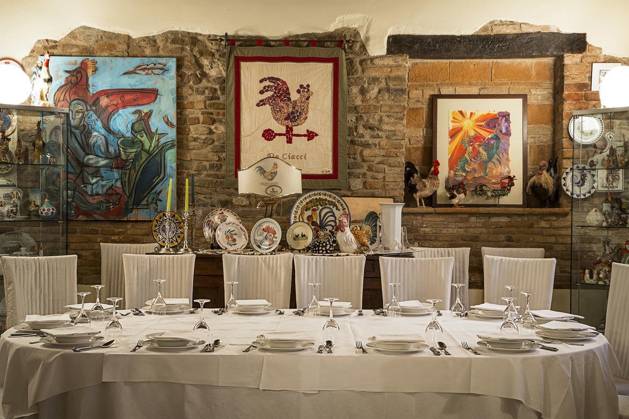 Locanda Da Ciacci Petriano Buitenkant foto
