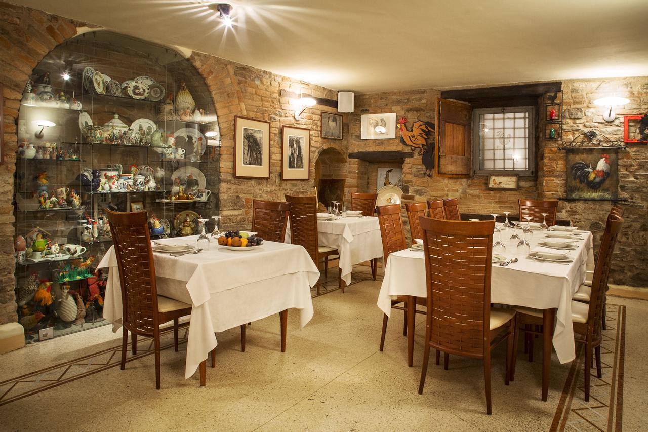 Locanda Da Ciacci Petriano Buitenkant foto