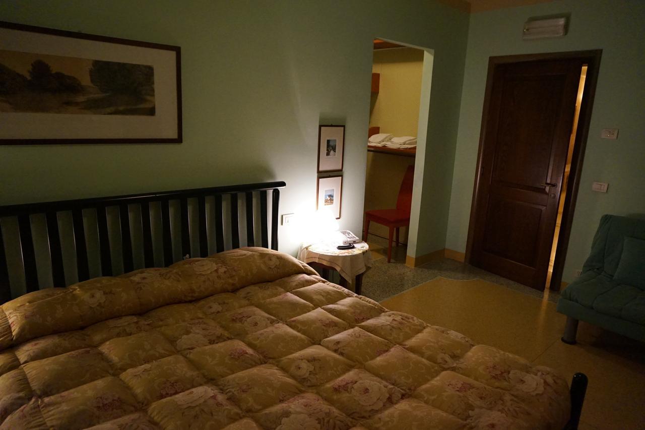 Locanda Da Ciacci Petriano Buitenkant foto